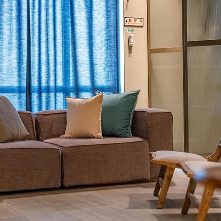 Hotel Barahan Jeonju Buitenkant foto