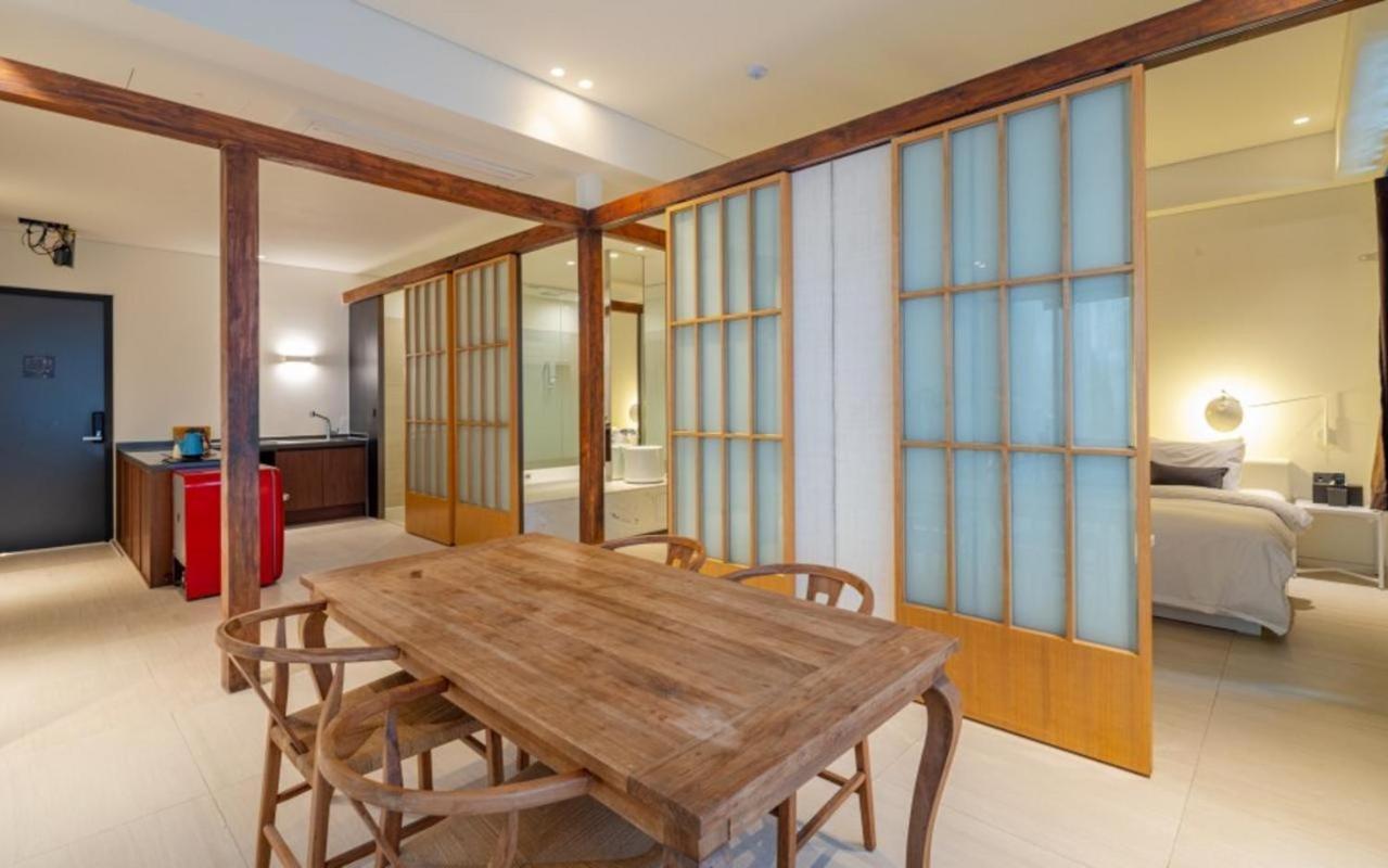 Hotel Barahan Jeonju Buitenkant foto